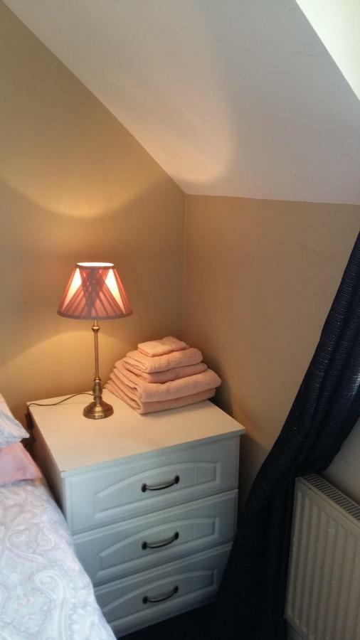 Lir B&B Multyfarnham ภายนอก รูปภาพ